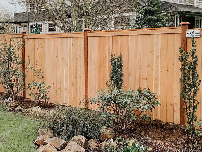 Arlington Washington wood privacy fencing